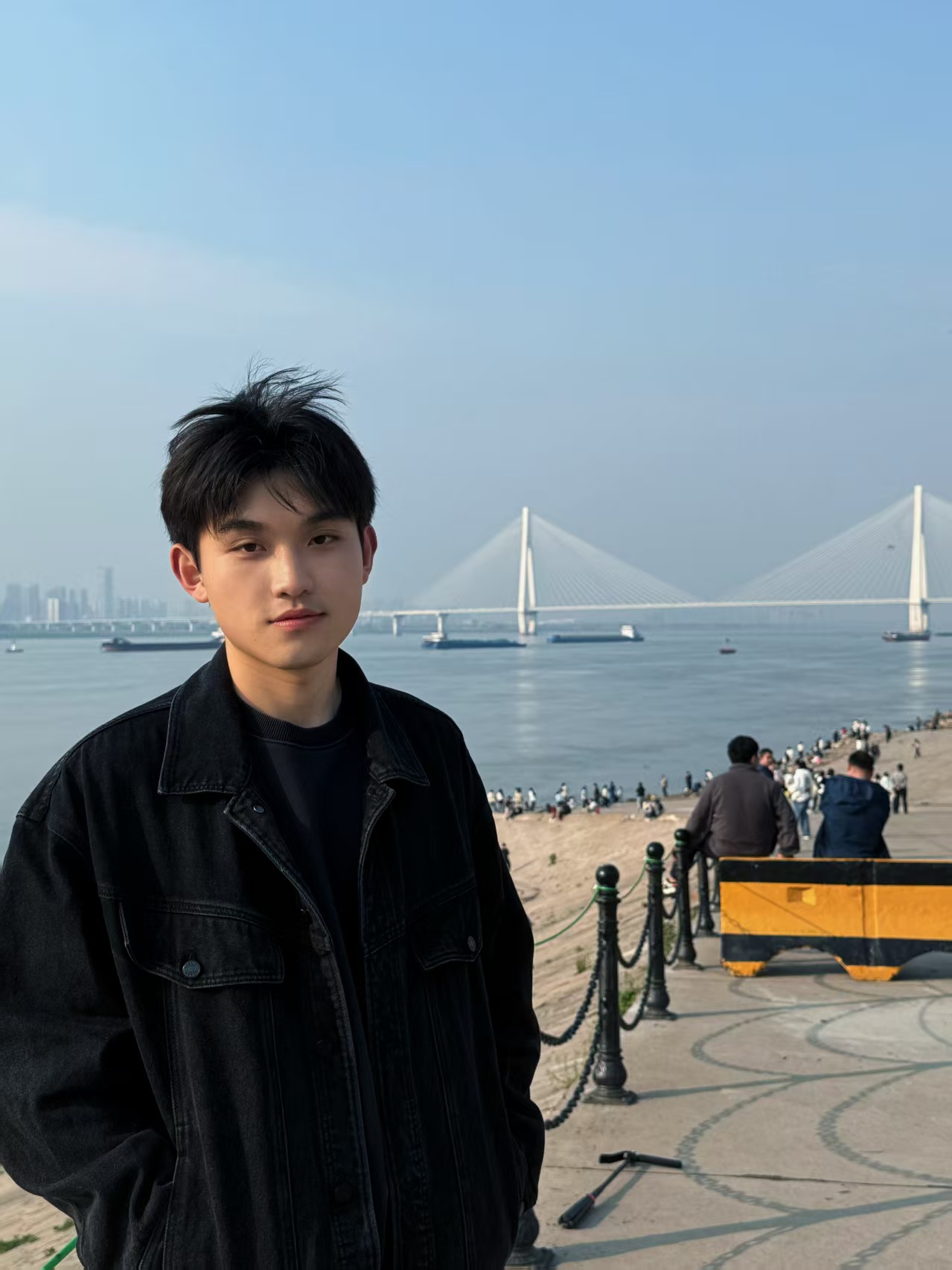 Zixiu Chen（陈子修）
