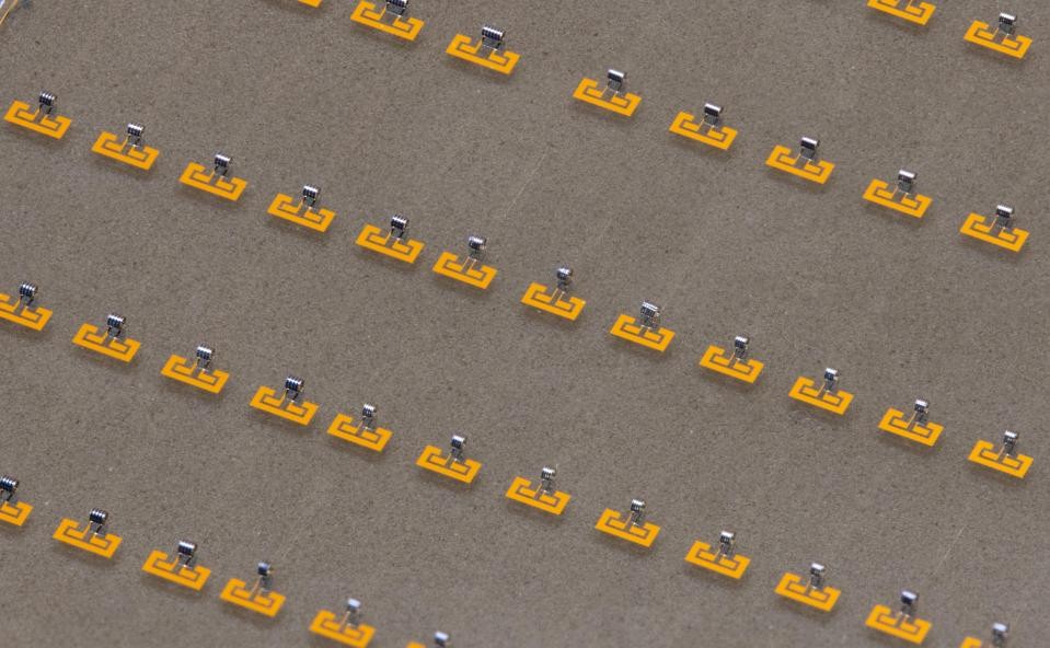 3D Microelectronic Devices